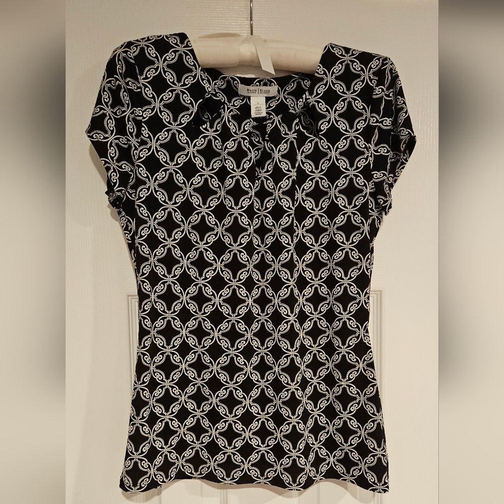 White House Black Market Black and White Geometric Blouse